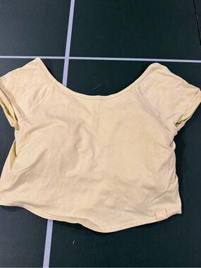 JoyLab Pale Yellow Scoop-Neck Cropped Tee